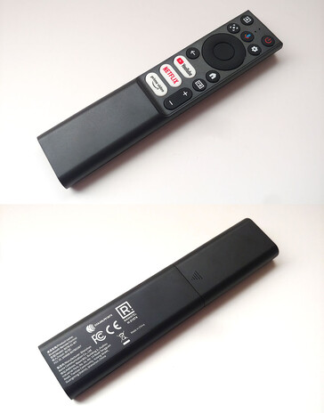TCL C1 红外遥控器布局简单，按键不发光。(图片来源：Notebookcheck）