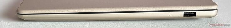 正确:USB-A 3.2 Gen. 1 (5 Gbps)
