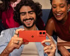 摩托罗拉 Moto G06 Power 配备 7,000 mAh 电池。图：该手机的宣传图。(图片来源：联想）