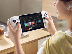 全新的 Xbox 全屏体验为用户提供了更适合手持设备的 Windows 体验。(图片来源：微软）