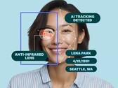 粉红色的 Zenni Optical ID Guard 眼镜涂层可阻止完整的面部扫描，从而帮助阻止面部安全威胁。(图片来源：Zenni Optical）