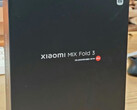 据称是 MIX Fold 3 发布会的包装。(图片来源：小米）