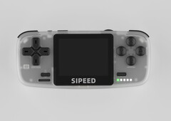Sipeed 计划提供多种表面处理的 Retro Game Pocket。(图片来源：Sipeed）