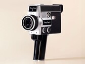 Camp Snap CS-8 摄像机的灵感来自经典的柯达超 8 摄像机（图片来源：Camp Snap）