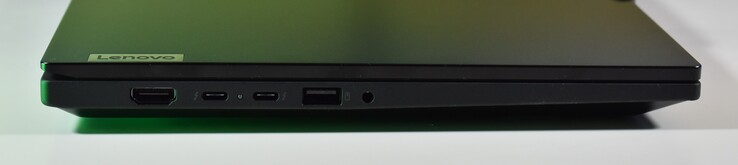 左侧HDMI、2 个 Thunderbolt 4、USB-A 3.2 Gen 1、3.5 毫米音频接口