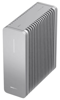 无风扇 S5 NAS 最多可容纳 5 个 M.2 固态硬盘。