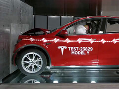 特斯拉 Model Y 在碰撞安全测试中获得五星评级。(图片来源：NHTSA）