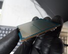 一位 Reddit 用户分享了一些图片，展示了他们在使用微星 X870E Tomahawk WiFi 主板运行 9800X3D CPU 后 "爆炸 "的情况。(图片来源：Realistic_Age_718 via Reddit）