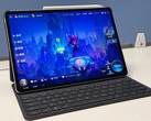 据报道，新 GT Pad 2 Pro 将搭载骁龙 8 代 3。图：泄露的游戏平板电脑。(图片来源：微博）