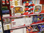 Target 商店的《宝可梦》集换式卡牌游戏收藏品