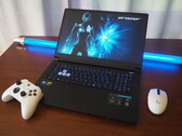 配备 RTX 5050 的 Medion Erazer Scout 17 E1 评测