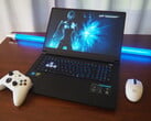 配备 RTX 5050 的 Medion Erazer Scout 17 E1 评测
