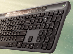 罗技销售的 Signature Slim Solar Plus 仅有图中所示的外观，至少最初是这样。(图片来源：Roland Quandt 提供）