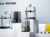 Elegoo 与 Micro Center 合作。(图片来源：Elegoo）