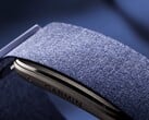 Garmin CIRQA 采用织物表带,共有七种颜色可供选择。