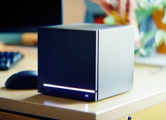 毕竟，Steam Machine 最终支持 HDMI 2.1。