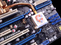 华硕 ROG Crosshair 主板原图