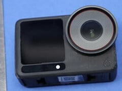 大疆 Osmo Action 6 原型机正面。(图片来源：FCC）