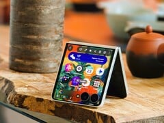 三星 Galaxy Z Flip8 评测