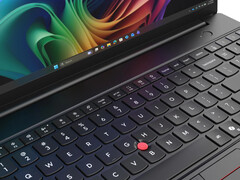 ThinkPad T16 Gen 5 上市时有几十种型号可供选择。