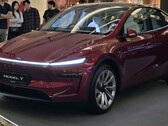 新款特斯拉 Model Y Ultra Red（图片来源：Sawyer Merritt/X）