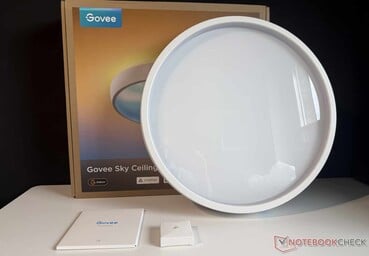 Govee Sky 吸顶灯的包装内容