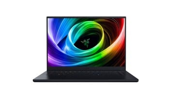 Razer Blade 16 正面（图片来源：Razer PR）