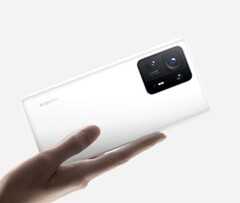 2021 年发布的小米 Mix 4。(来源:小米)