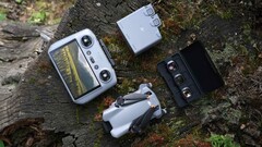 大疆创新迷你 5 Pro：开箱和飞行视频已在网上发布。该产品也已在零售商处发售。(图片来源：djicyprus）