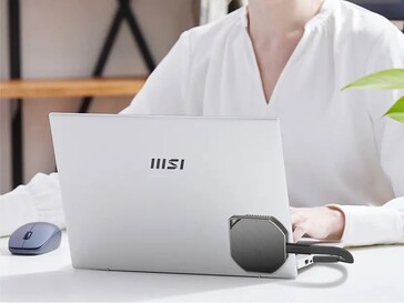 Datamag 40Gbps 连接到 USB4 或 Thunderbolt 4 笔记本电脑或 PC 时，连续读取速度可达 4000MB/s。(图片来源：微星）