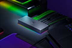 Razer Thunderbolt 5 Dock 具有 RGB 灯光和 M.2 固态硬盘插槽（图片来源：Razer）