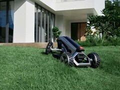 EcoFlow刀片是一种智能扫除草坪的机器人割草机。(图片来源：EcoFlow)