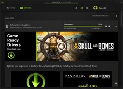 通过GeForce Experience 下载 NvidiaGeForce Game Ready Driver 551.52 软件包 (来源：Own)