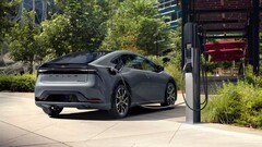 普锐斯混合动力车的生命周期比电动汽车更节能（图片：丰田汽车）