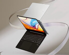 华硕为两款全新 Vivobook S 笔记本电脑配备 OLED 显示屏。(图片来源：华硕）