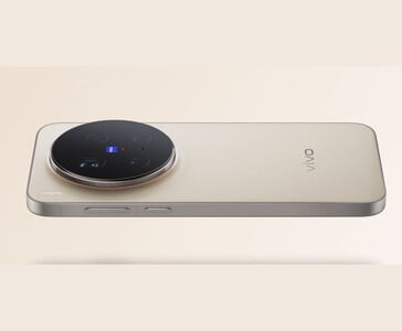 vivo X300 的后视图，凸显其圆形蔡司三摄模块（图片来源：vivo）