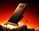 Minisforum 支持通过 PCIe 为台式电脑扩展四块 SSD。