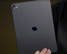 从背面看下一代Apple iPad Pro 13。（图片来源：Wylsacom）