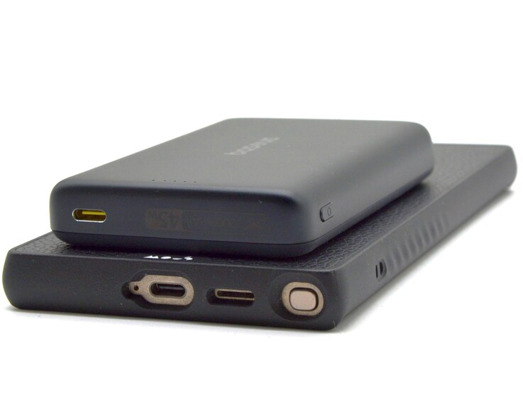 Baseus PicoGo AM52 MagSafe 电源箱已通过测试