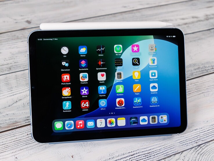 Apple iPad mini 7 配备 8.3 英寸显示屏，画质出色。(图片来源：Daniel Schmidt）