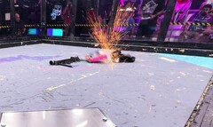 雅虎 VS Warhard XXL(图片来源:NHRL)