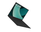 Gram 15 15Z80T 比基于英特尔处理器的同类产品更轻。(图片来源：LG）