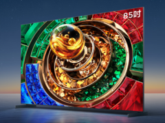 TCL Q10M 超清电视已在中国上市。(图片来源：京东商城）