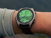 Fenix 8 Pro 提供集成地图导航选项。(图片来源：Garmin）