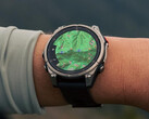 Fenix 8 Pro 提供集成地图导航选项。(图片来源：Garmin）