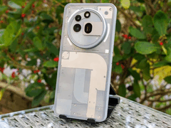 Nothing Phone 3a Pro（图片来源：Notebookcheck）