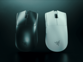 蝰蛇 V3 Pro 包装盒内附有 HyperPolling 无线加密狗（图片来源：Razer）