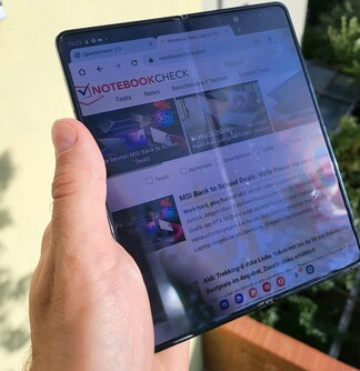 三星Galaxy Z Fold4智能手机评论