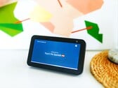 图中的 Amazon Echo Show 即将面临来自 Apple 的竞争。