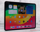 串联式 OLED 显示屏。(图片来源：Notebookcheck）